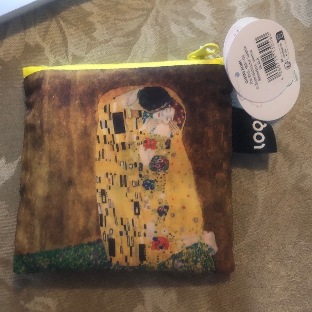 The kiss by Gustav Klimt reusable tote / shopping bag Large version 20” x 17”